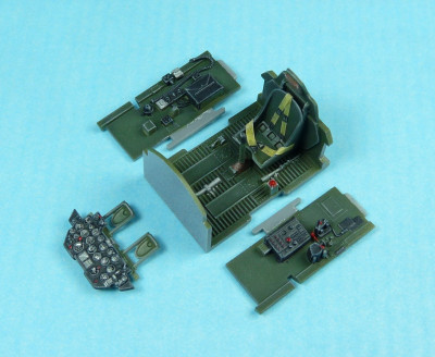 10 let stará fotka kokpitu, ještě s původními pásy.