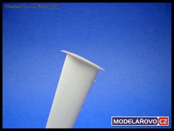 Křídla jsou krátký, takže raději prodloužit.